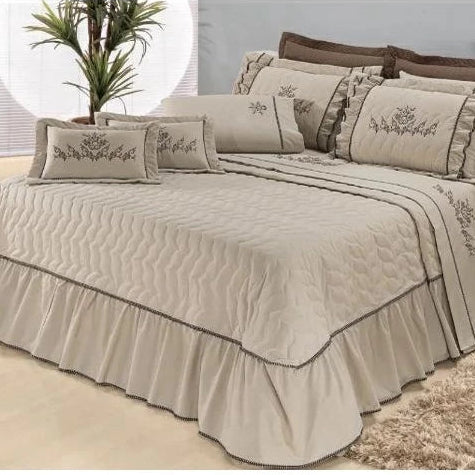 Kit Cobre leito Mosaico Matelassado Casal Padrão Caqui Bordado 05 Peças
