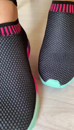 Tenis feminino slip on casual elástico atividades físicas academia e respirável