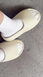 Chinelo Feminino Masculino Nuvem Slide Confortável Tratorado