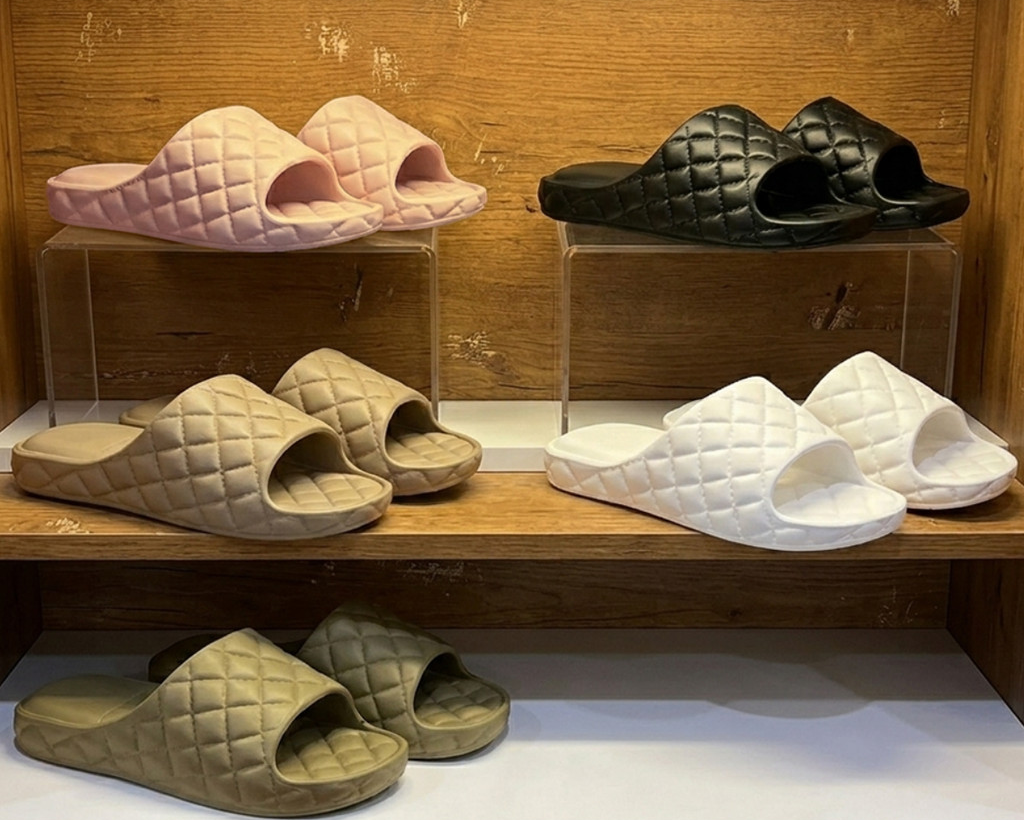 Chinelo Slide Feminino Matelassê Confortável Antiderrapante Moda Casual Dia a Dia
